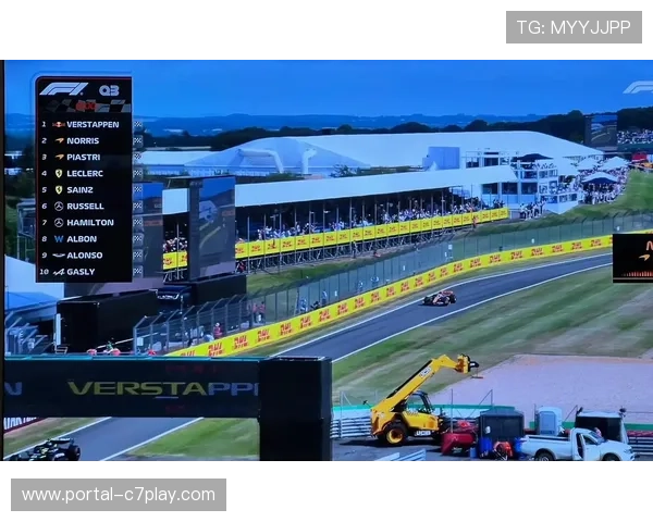 进站窗口计算精准，红牛与迈凯伦维修站效率不相上下